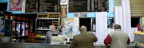 Nothing better than a quick slice of Pizza or empanada at the bar of a traditional Buenos Aires Pizzeria