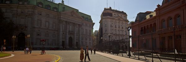 Plaza de Mayo in Buenos Aires, a must visit