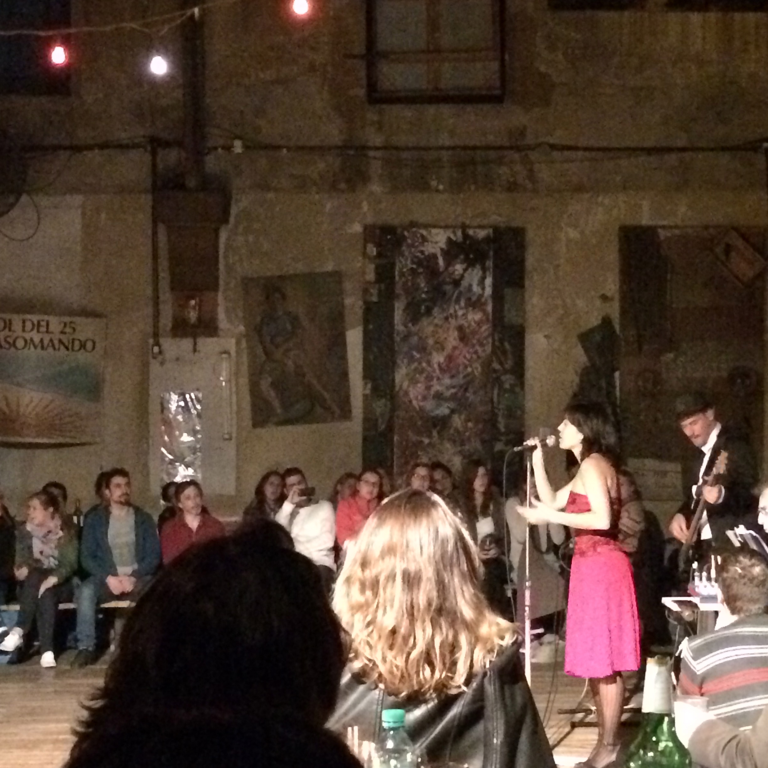 Live tango singer in Buenos Aires
