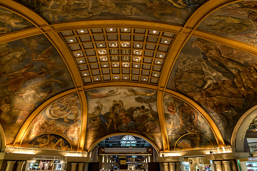 mural in mall Buenos Aires